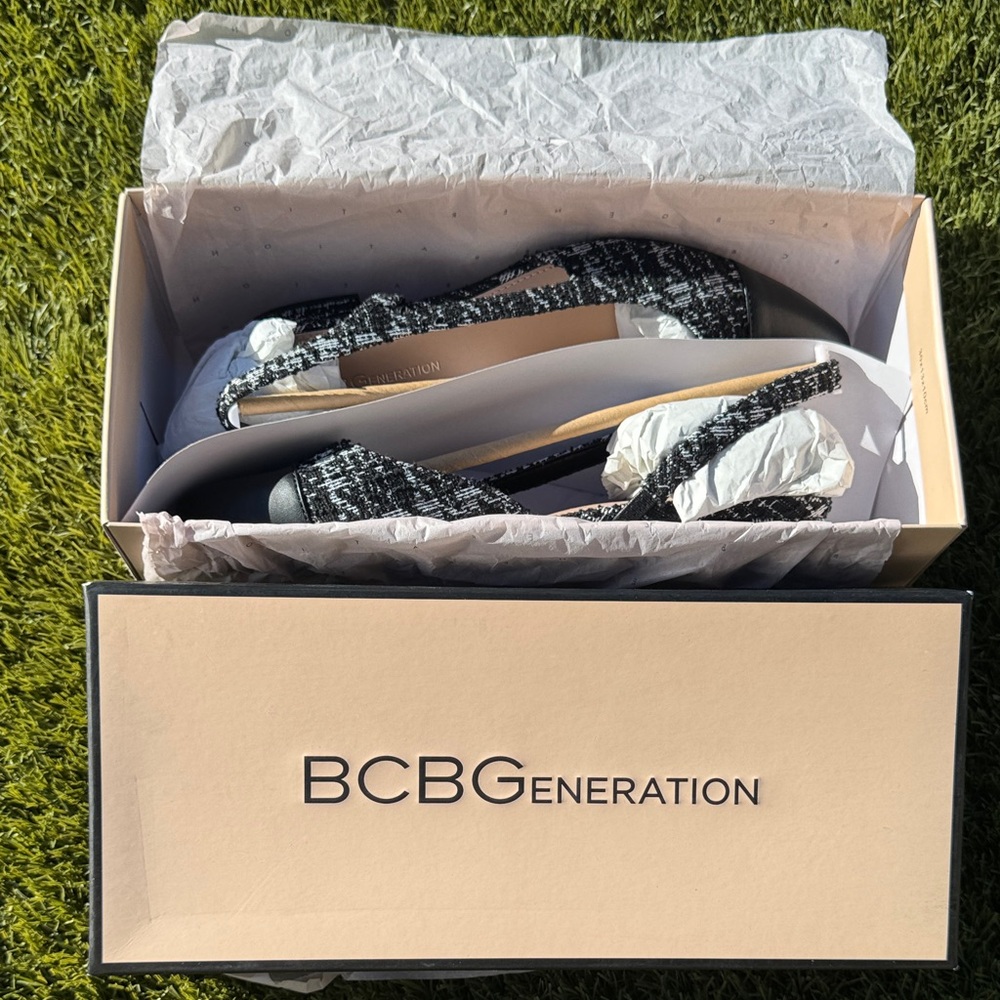 BCBGeneration Black and White Tweed Slingback Heels - Picture 15 of 15